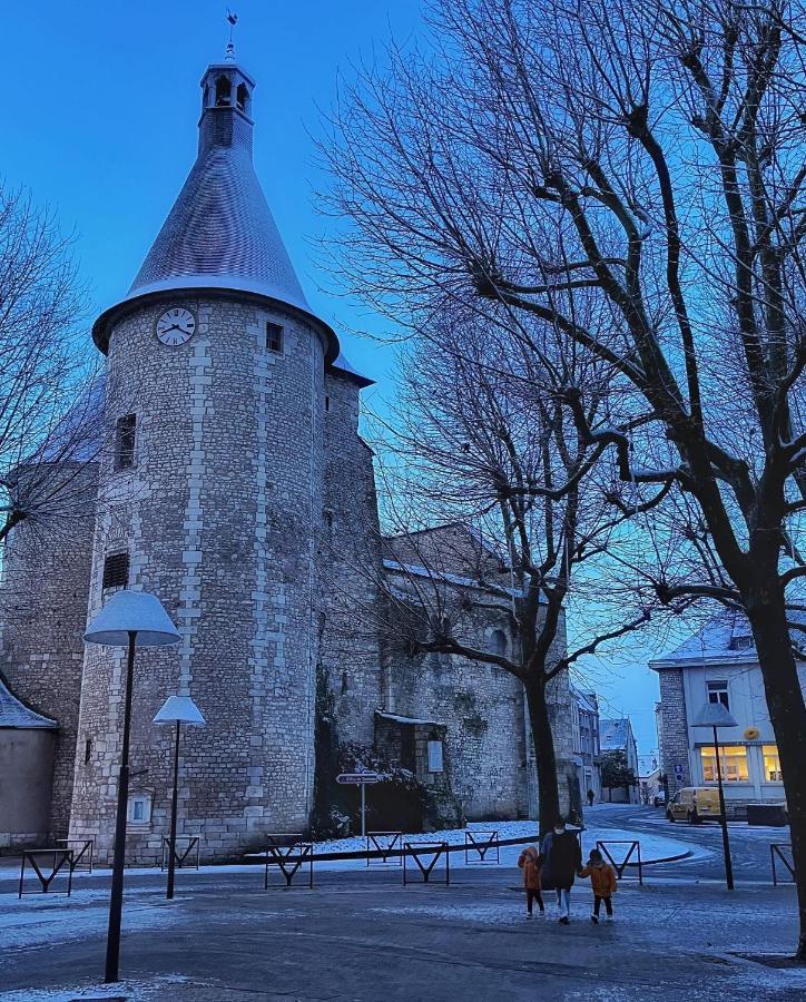 Le Logis De Saint Cyr Aparthotel Issoudun Eksteriør bilde