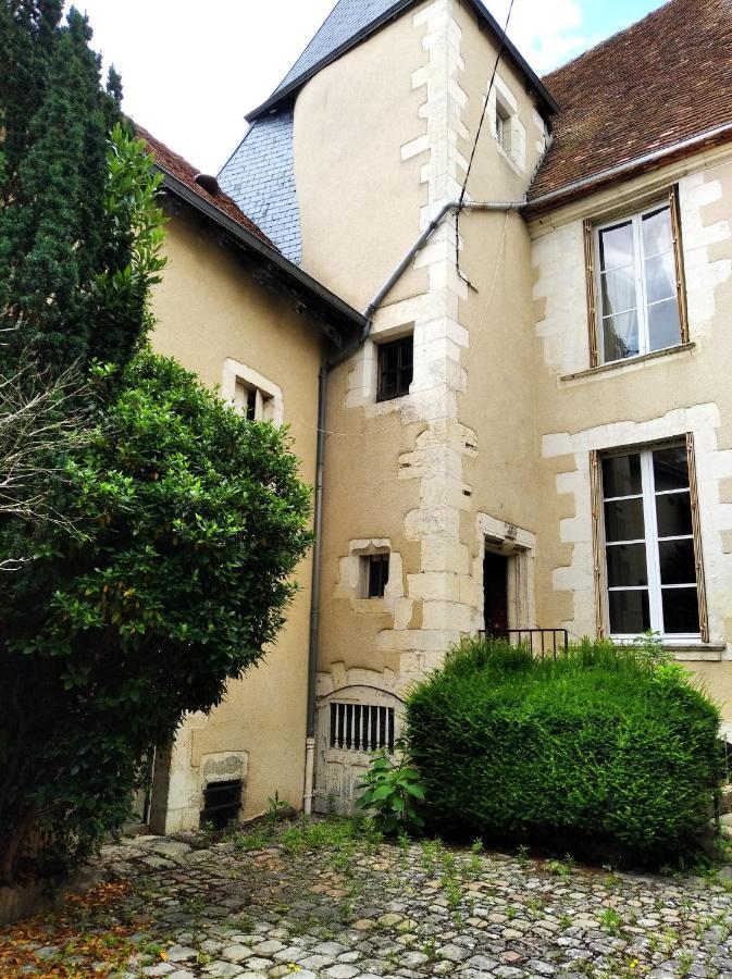 Le Logis De Saint Cyr Aparthotel Issoudun Eksteriør bilde